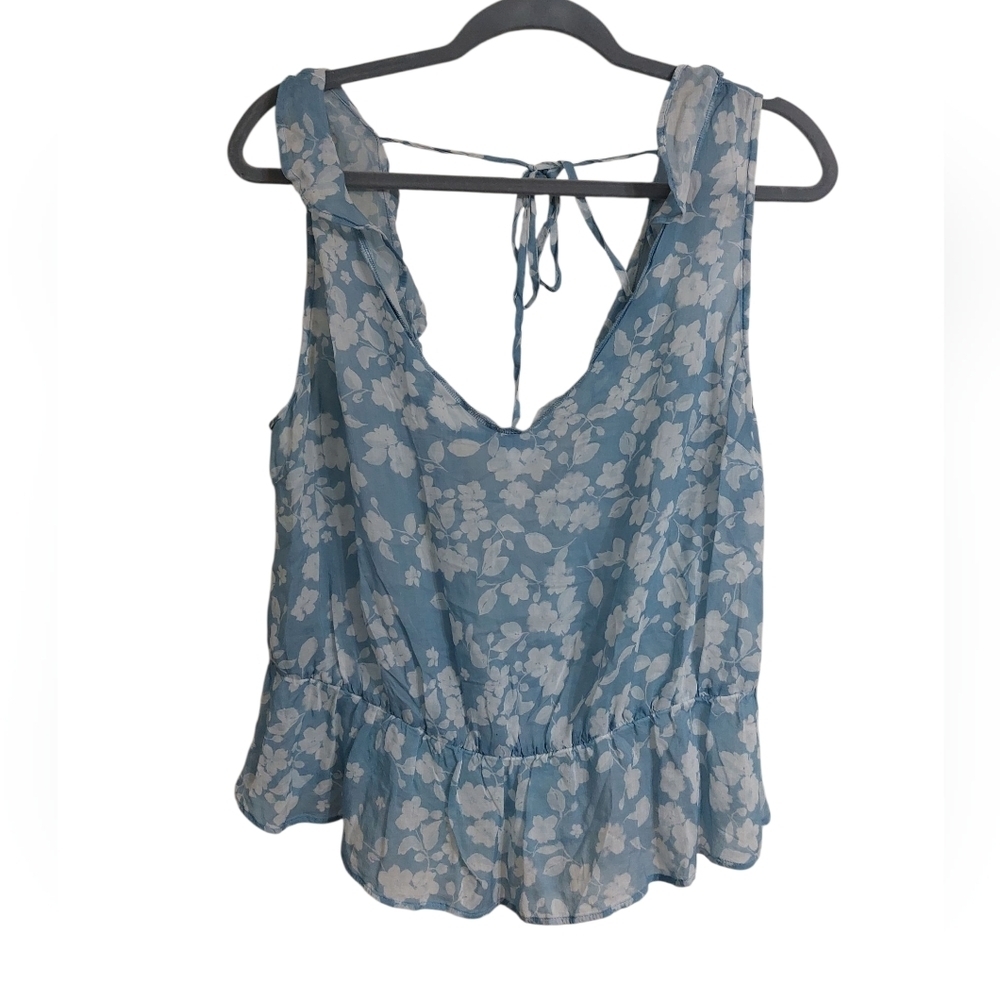 Chelsea & Violet Light Blue Floral Blouse